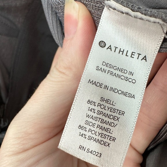 Athleta Shorts Womens Size 8 Purple Elastic Waist Stretch Workout Activewear - Picture 9 of 10